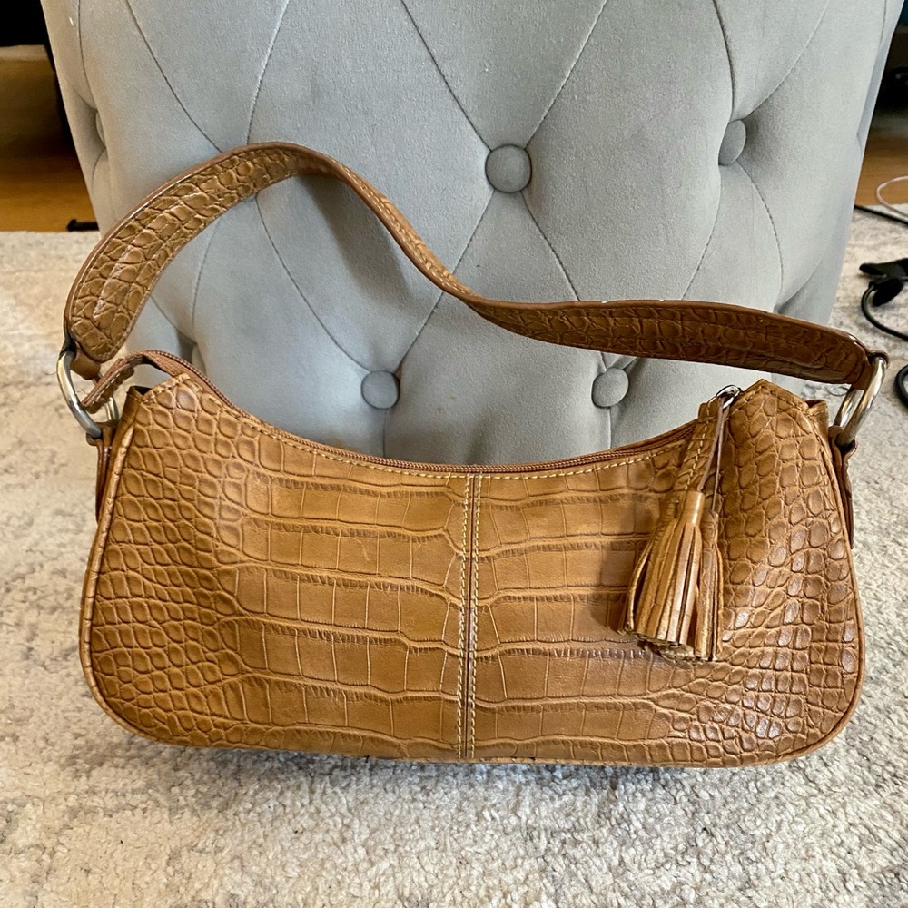 Vintage Tommy Hilfiger baguette bag